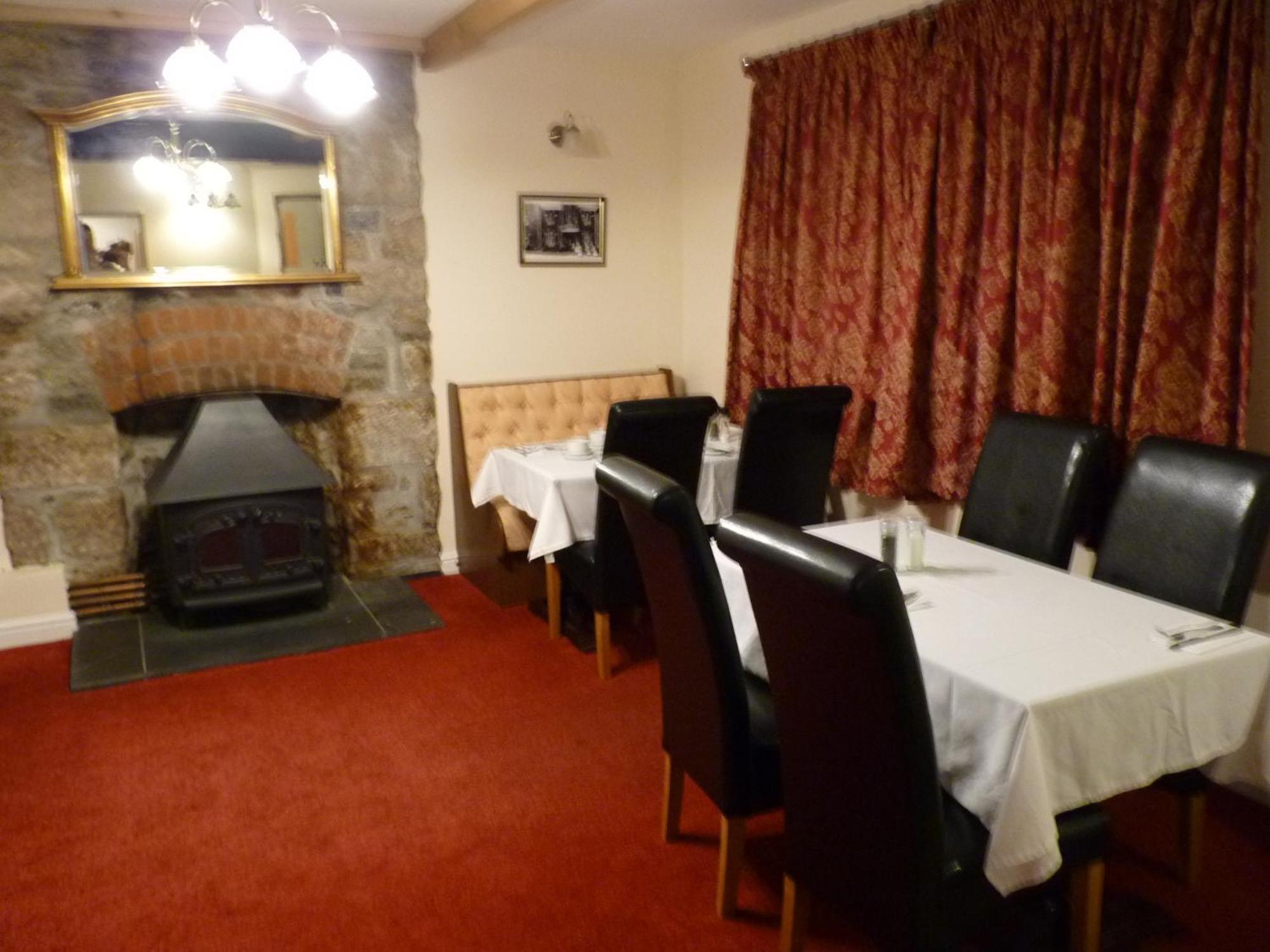 Seven Stars - Bed & Breakfast & Restaurant Окхамптън Екстериор снимка
