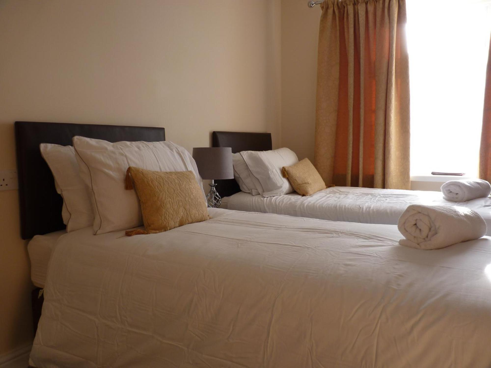Seven Stars - Bed & Breakfast & Restaurant Окхамптън Екстериор снимка